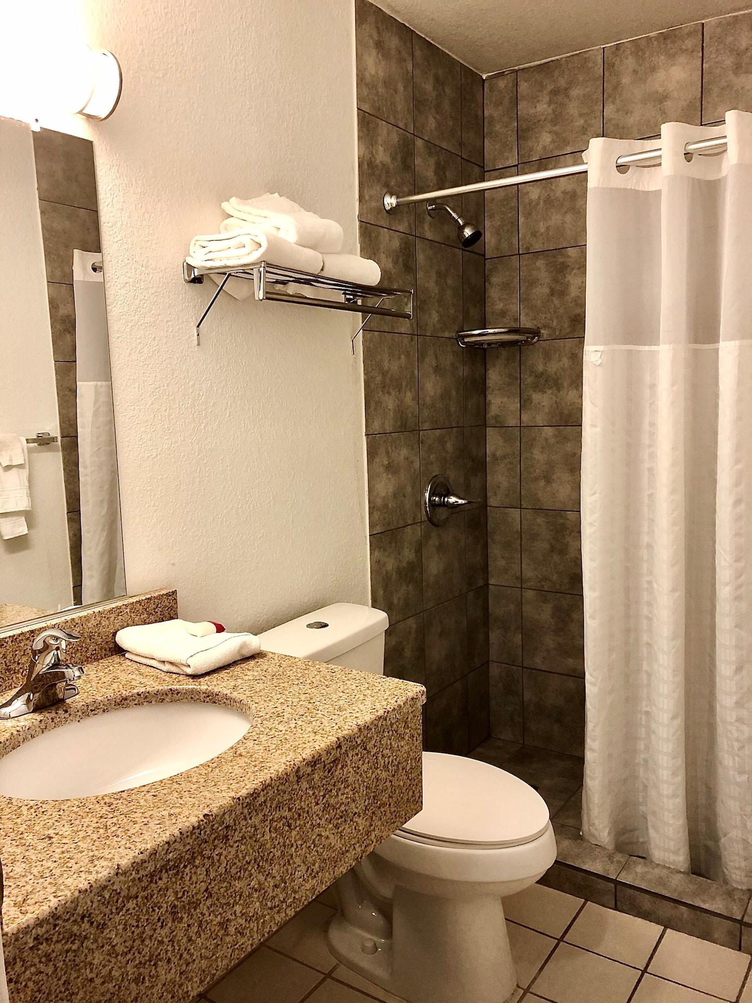 Ramada By Wyndham Spokane Valley Eksteriør bilde